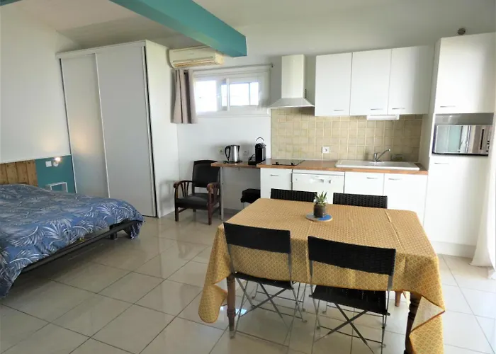 別荘 Les Palombieres